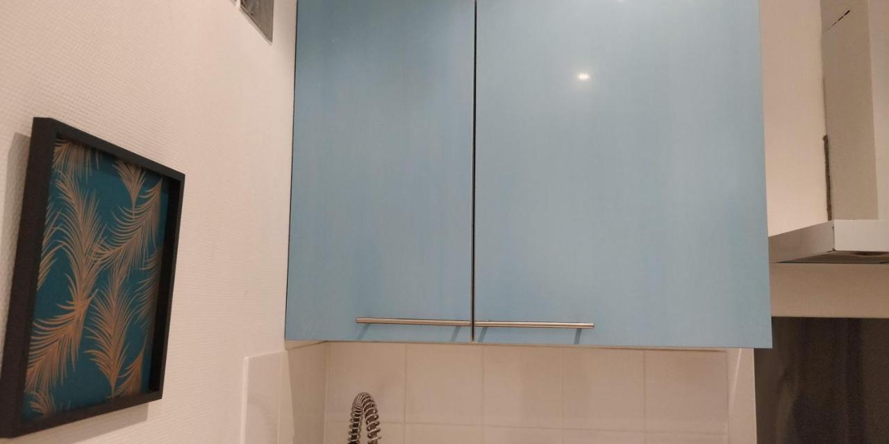 Modern 1 Bedroom Apartment Near The Metro. Ивры-Сур-Сеине Экстерьер фото