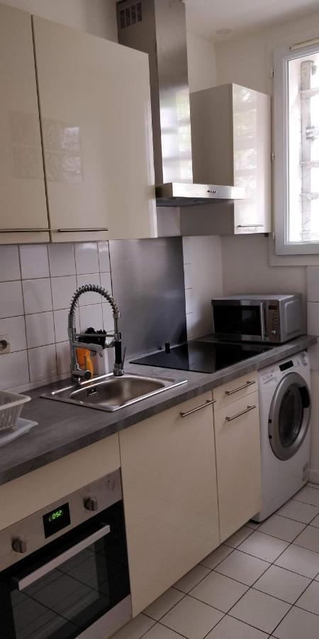Modern 1 Bedroom Apartment Near The Metro. Ивры-Сур-Сеине Экстерьер фото